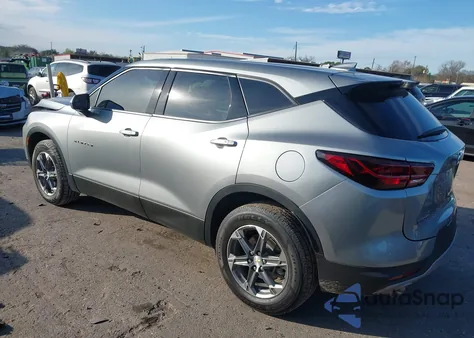 2023 Chevrolet Blazer Awd 2Lt z USA, uszkodzony, nr VIN 3GNKBHR40PS187712